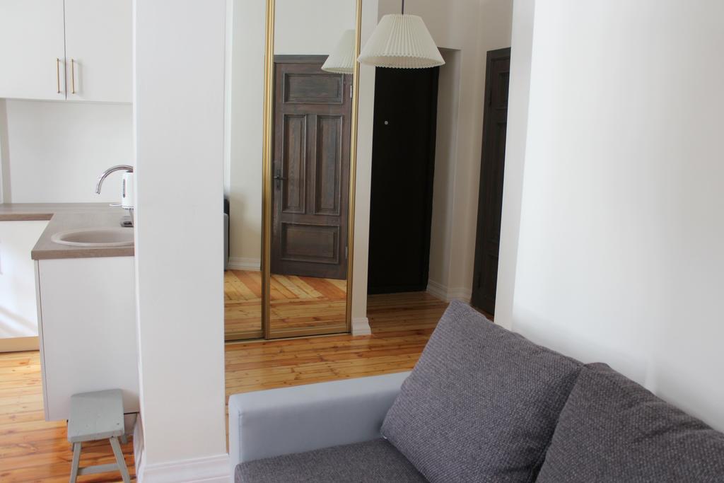 2 Room Apartment In Embasy Area ريغا المظهر الخارجي الصورة