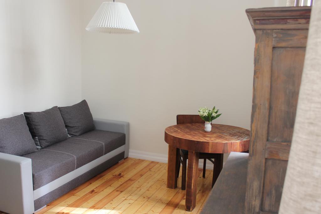 2 Room Apartment In Embasy Area ريغا المظهر الخارجي الصورة
