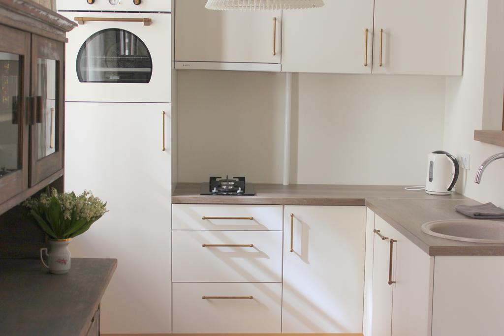 2 Room Apartment In Embasy Area ريغا المظهر الخارجي الصورة